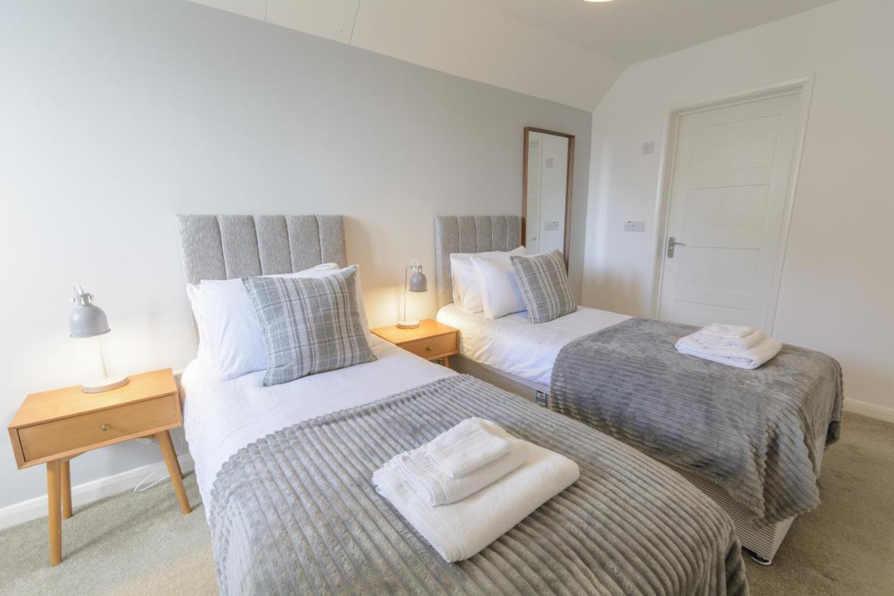 Crescent House Apartments Telford Dış mekan fotoğraf