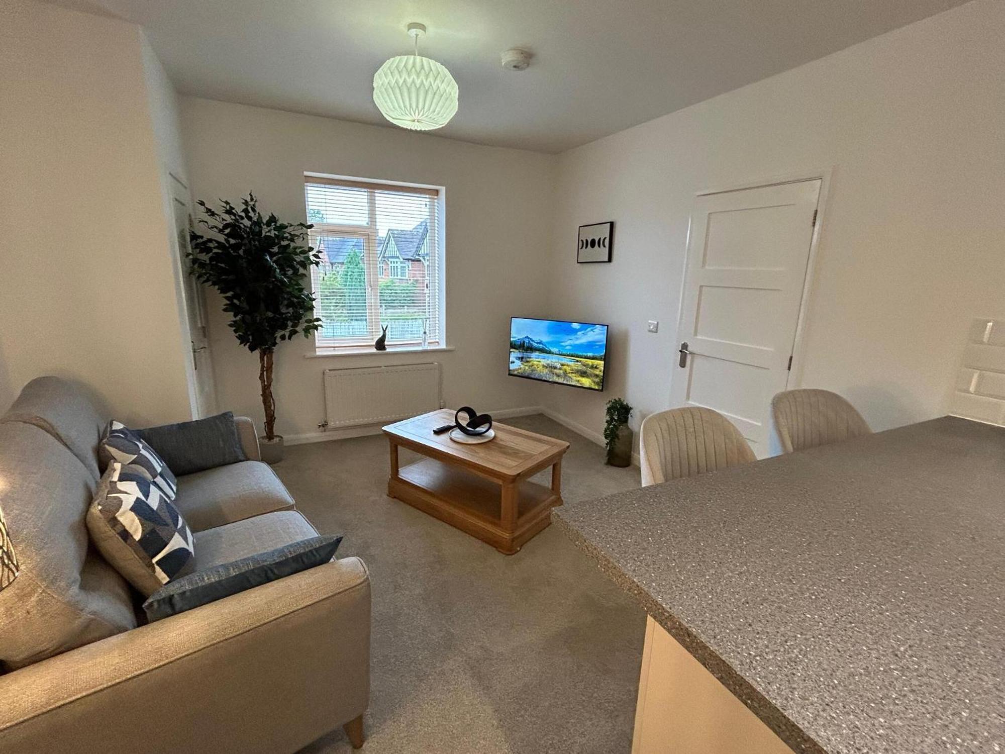 Crescent House Apartments Telford Oda fotoğraf